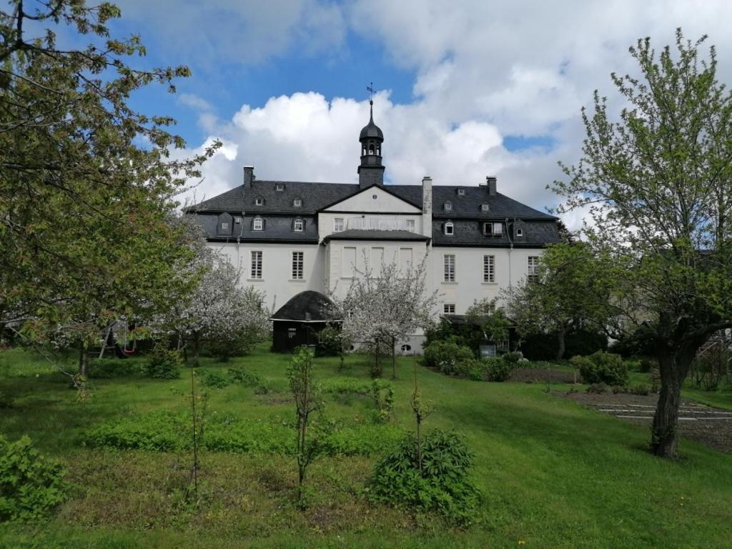 Ruestzeitenheim Sonnenschein Saalburg Exteriér fotografie